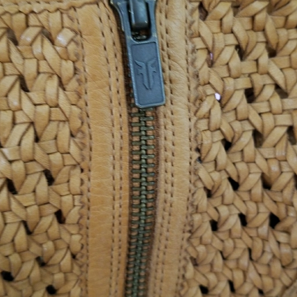 ❌❌❌Trade bundle Frye Limited Collection New NWT 8.5 - Picture 2 of 8